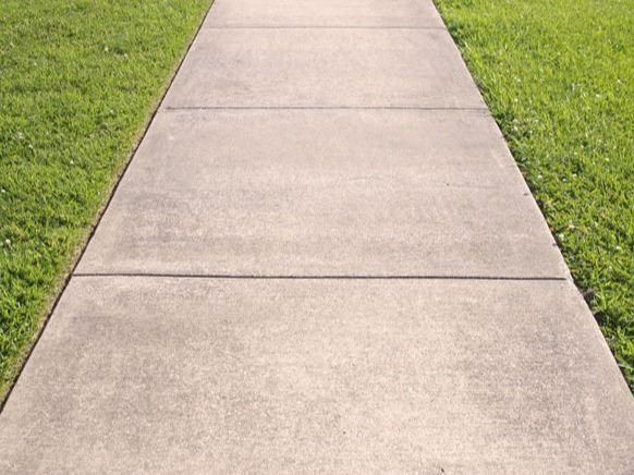 Sidewalk in Good Condition